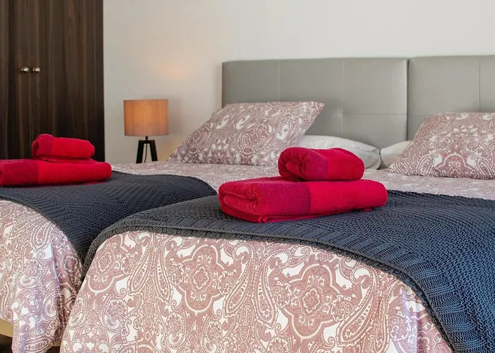 La Nina Bonita Tatil Evi